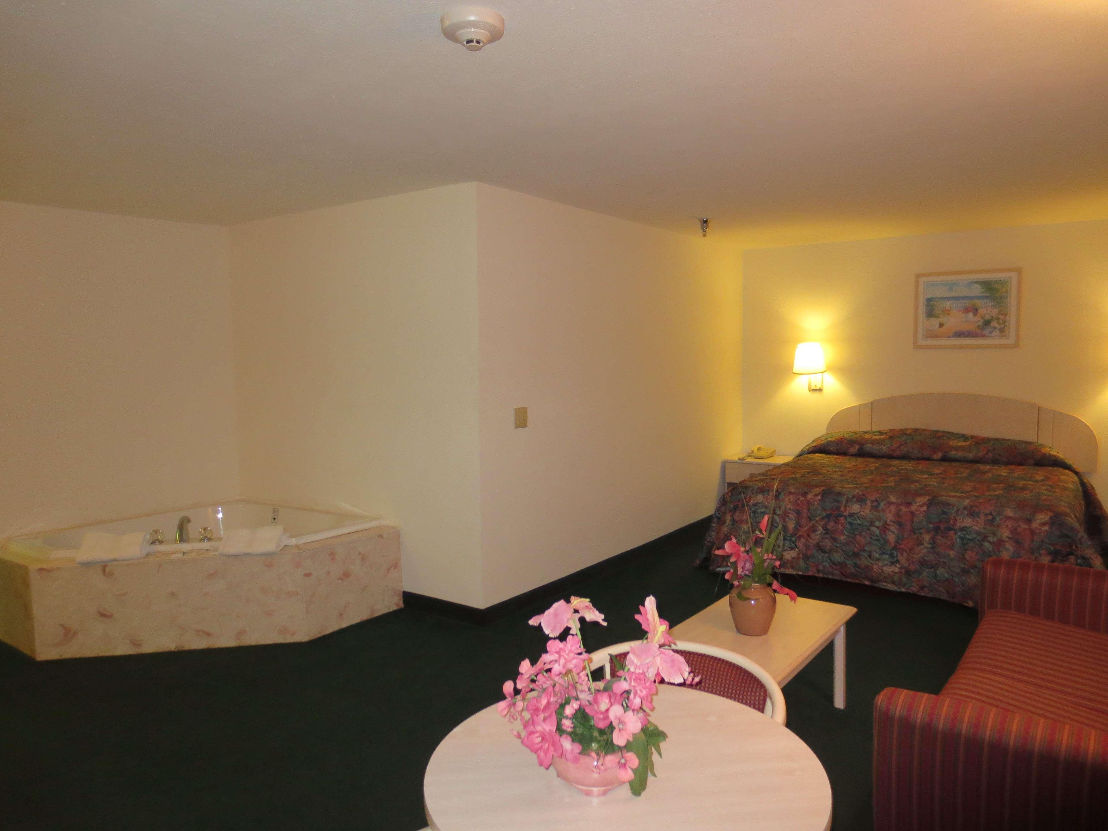 Pinckneyville Inn And Suites מראה חיצוני תמונה