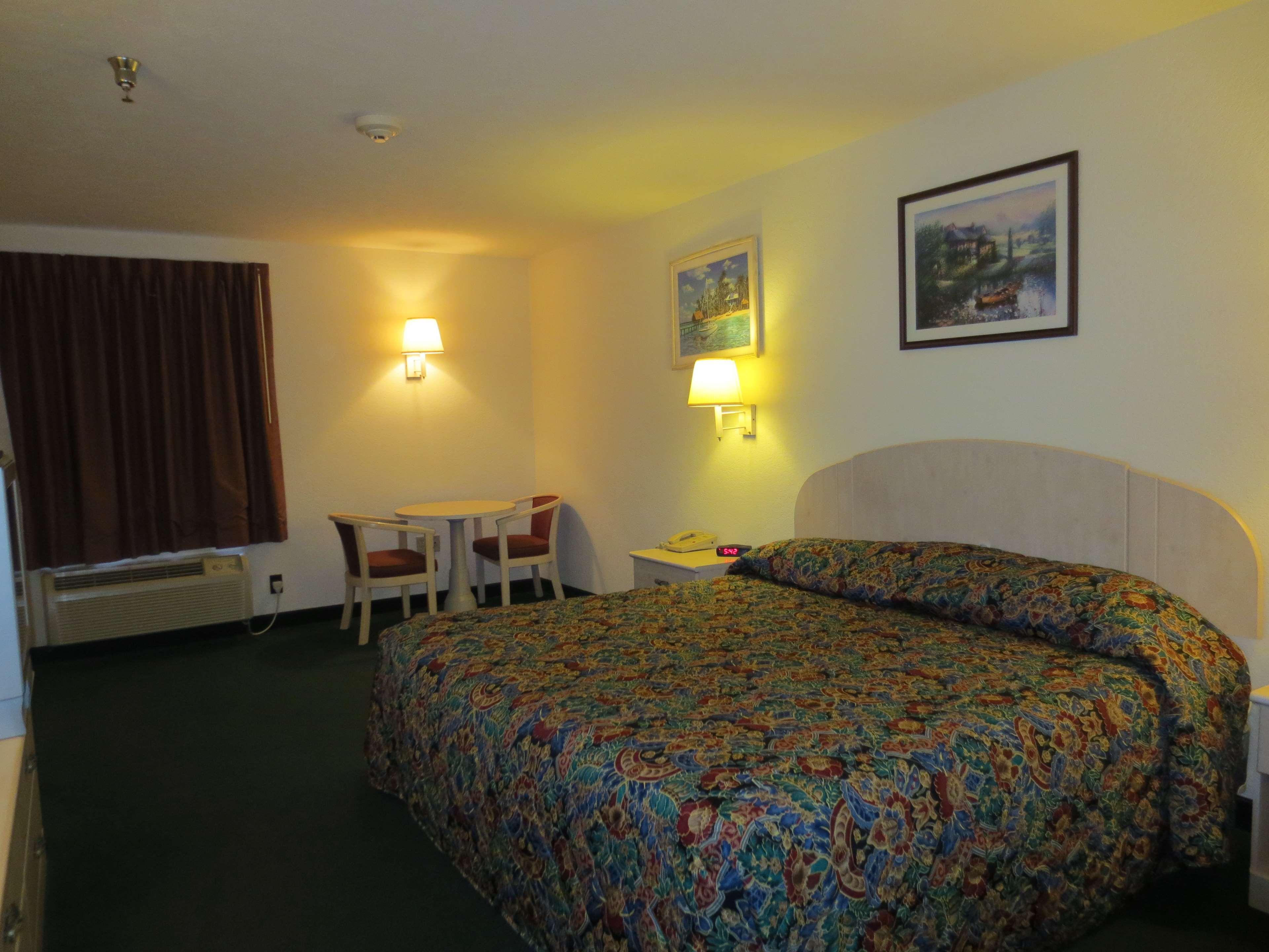 Pinckneyville Inn And Suites מראה חיצוני תמונה