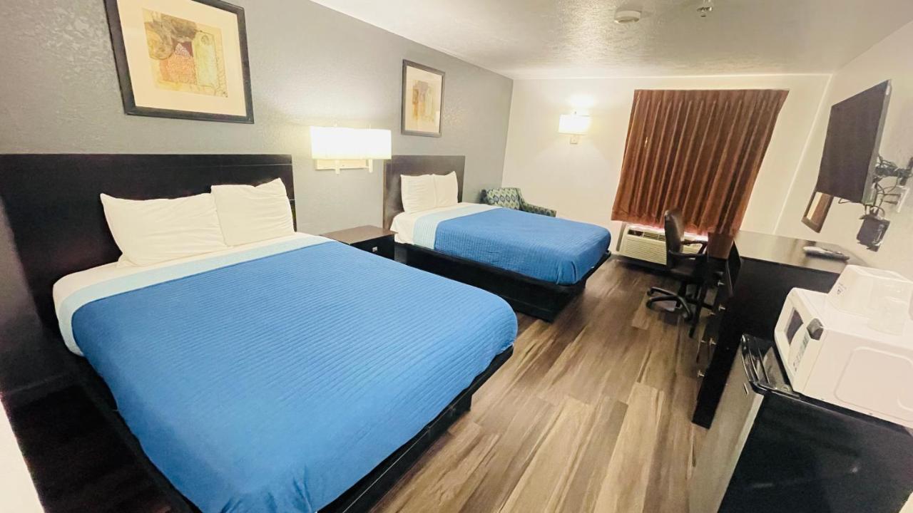 Pinckneyville Inn And Suites מראה חיצוני תמונה