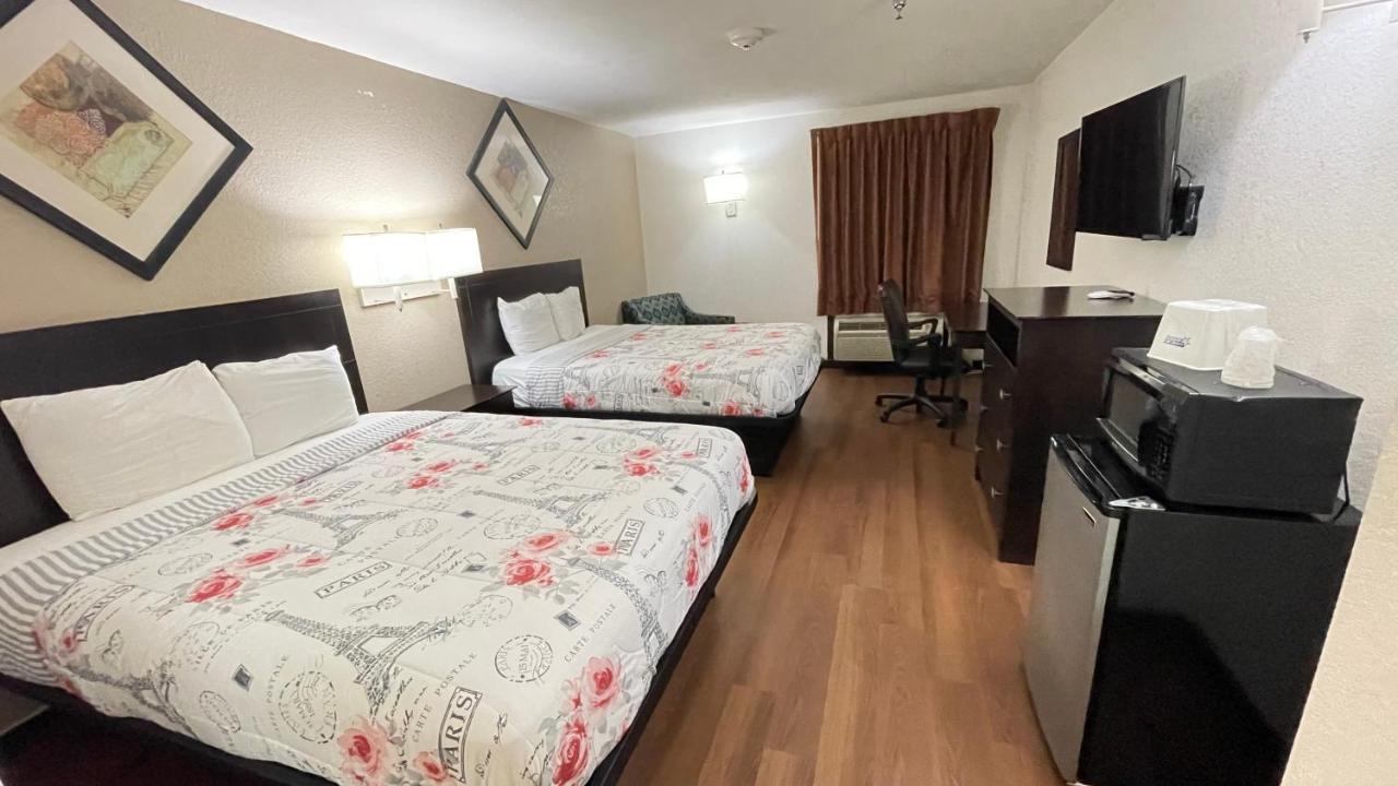 Pinckneyville Inn And Suites מראה חיצוני תמונה