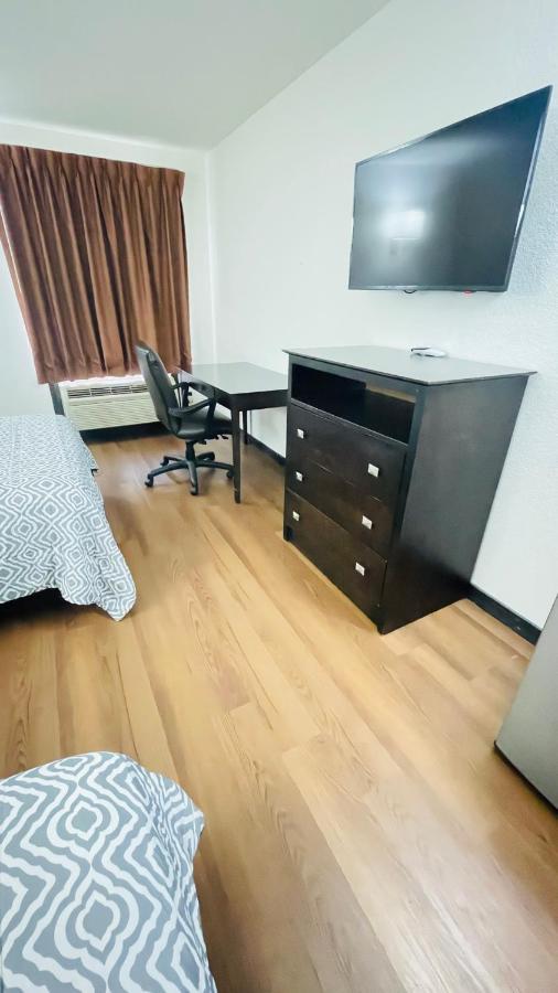 Pinckneyville Inn And Suites מראה חיצוני תמונה