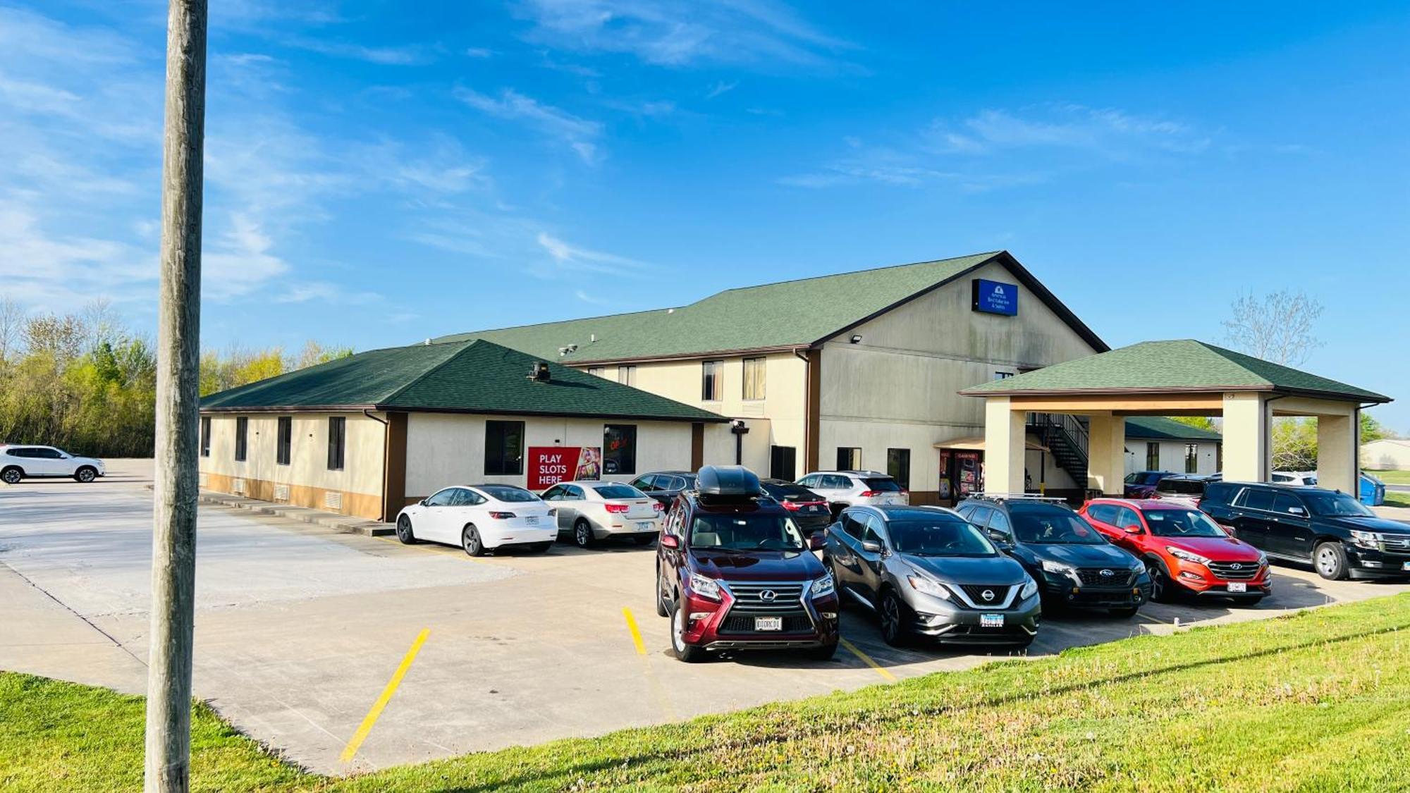 Pinckneyville Inn And Suites מראה חיצוני תמונה