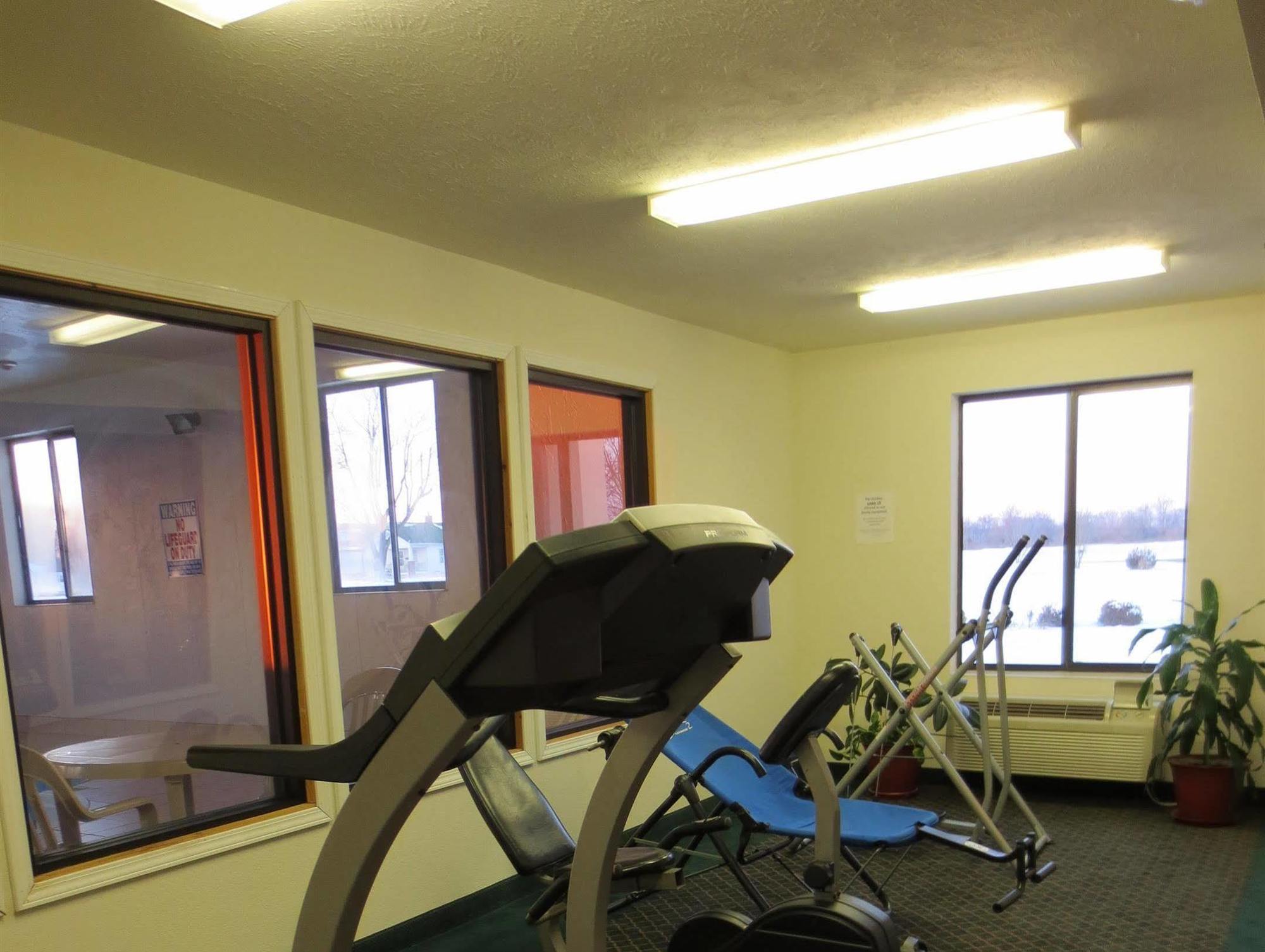 Pinckneyville Inn And Suites מראה חיצוני תמונה