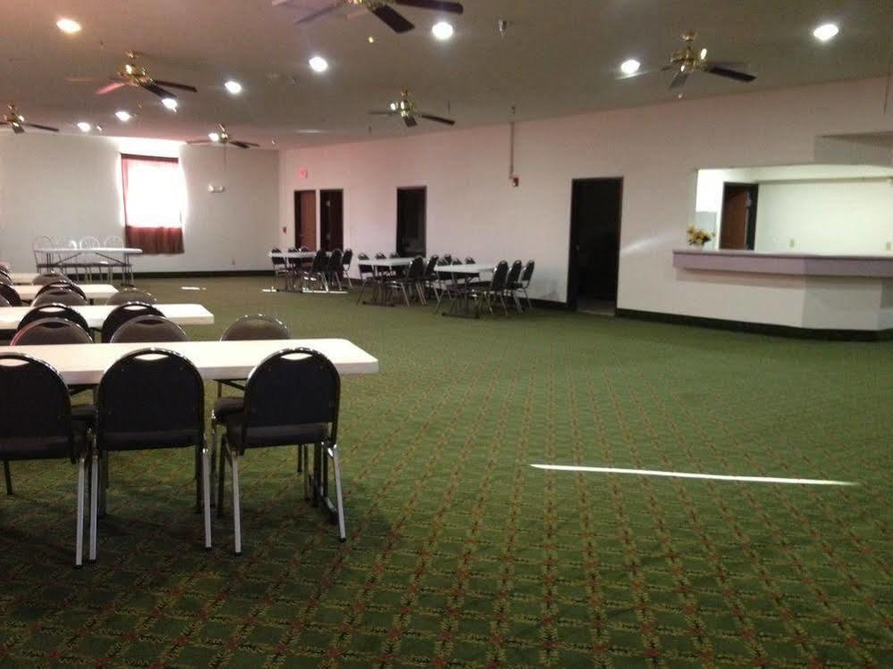 Pinckneyville Inn And Suites מראה חיצוני תמונה
